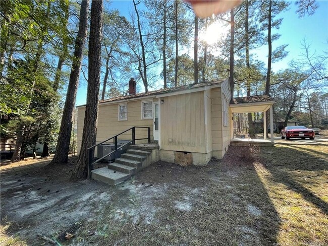 Building Photo - 1112 Acorn St