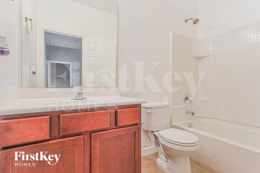 Building Photo - 20392 N Mac Neil St