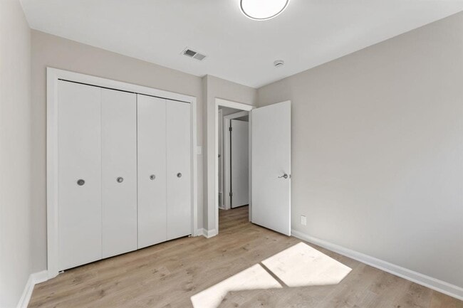 Building Photo - 7603 Barcelona Cove