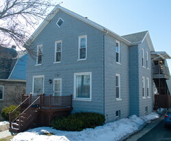 Building Photo - 212 S Walnut St