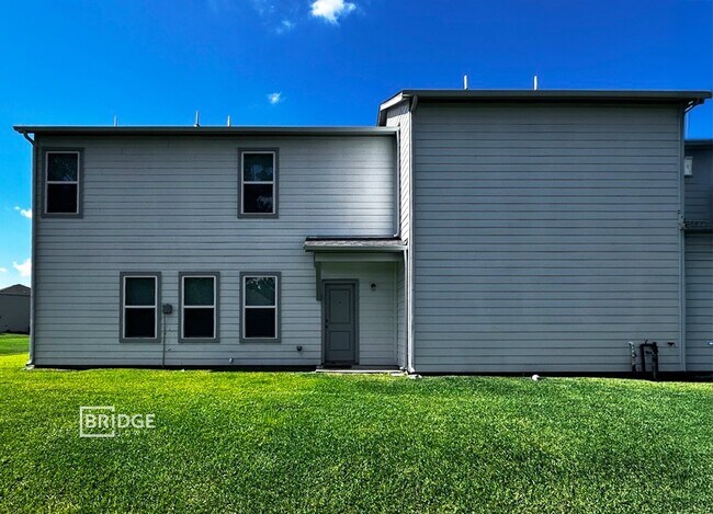 Building Photo - 69 Fern Ct