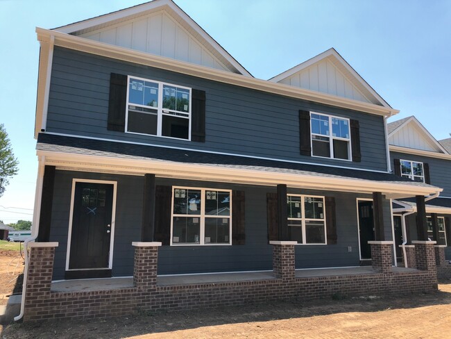 Building Photo - 1138 STREET - A St