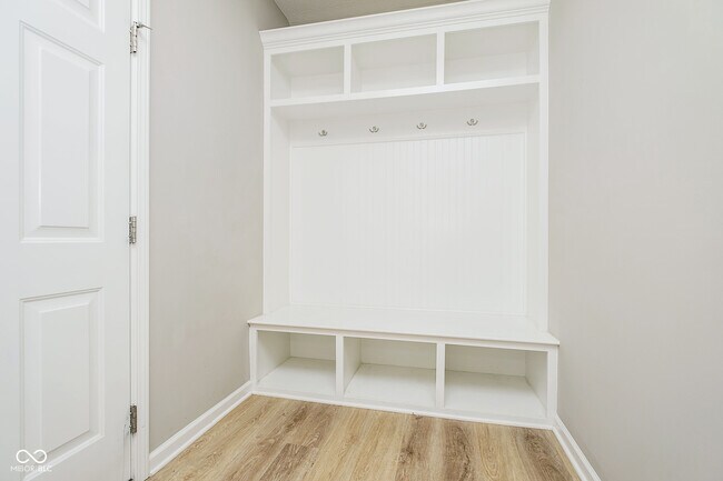 Building Photo - 11916 Redpoll Trl