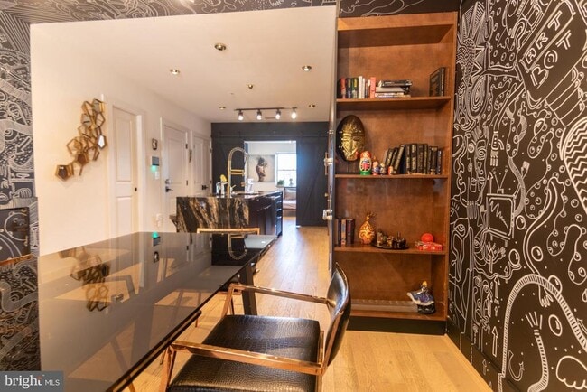 Building Photo - 1631 Montello Ave NE