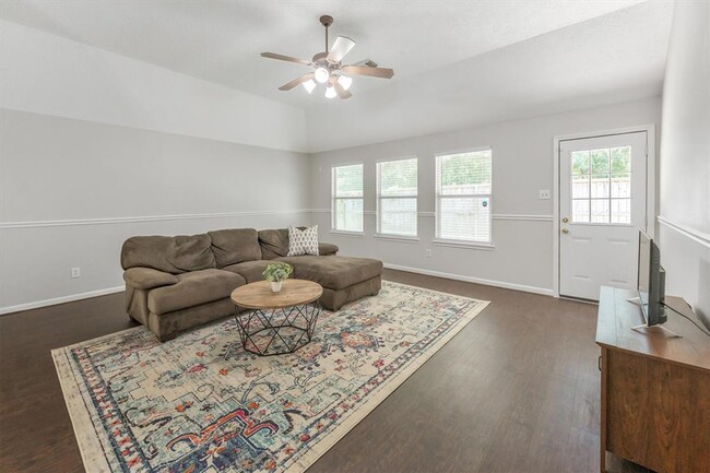 Building Photo - 2454 Colonial Springs Ln