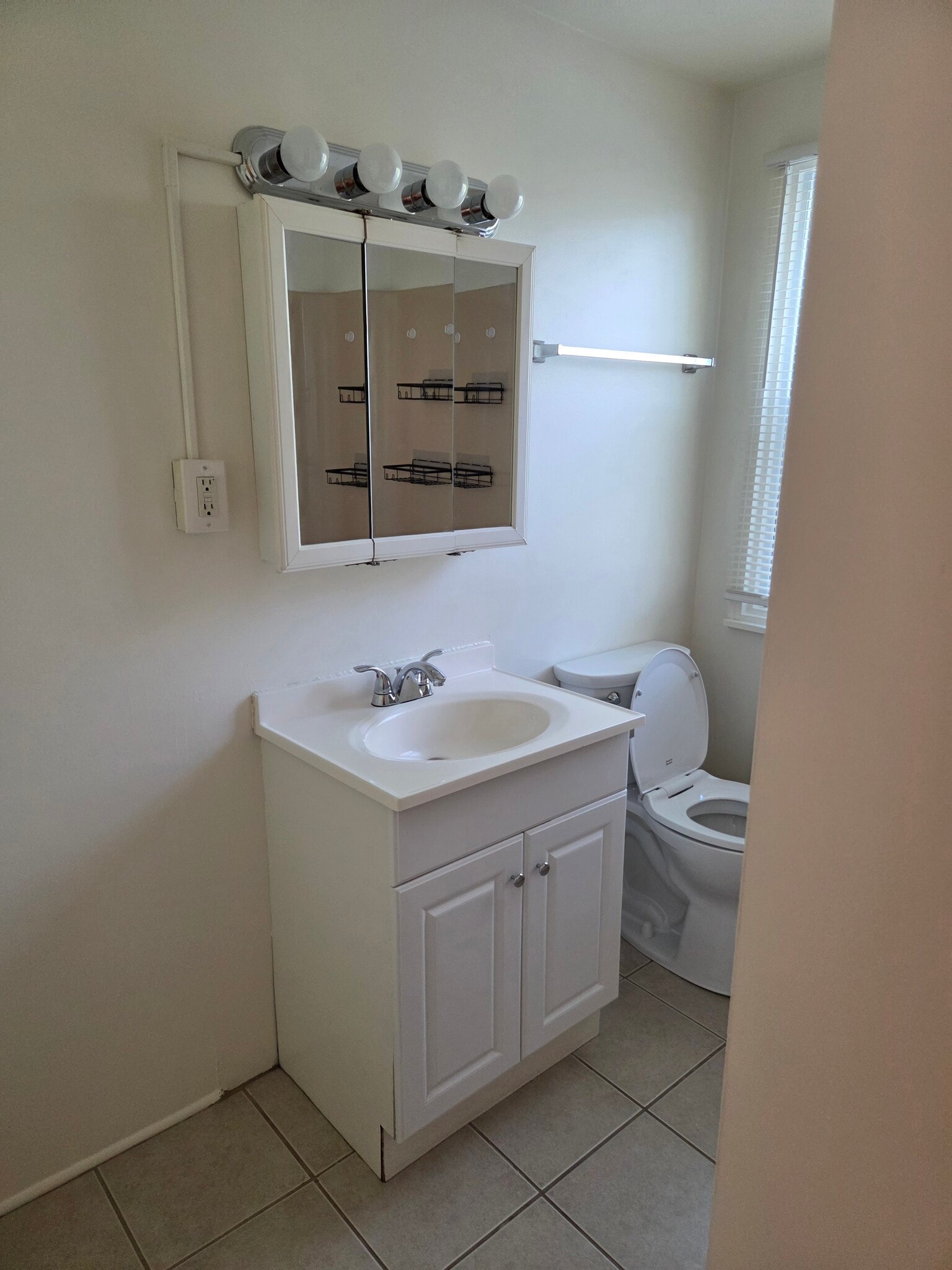 White bathroom - 496 Mercer Rd