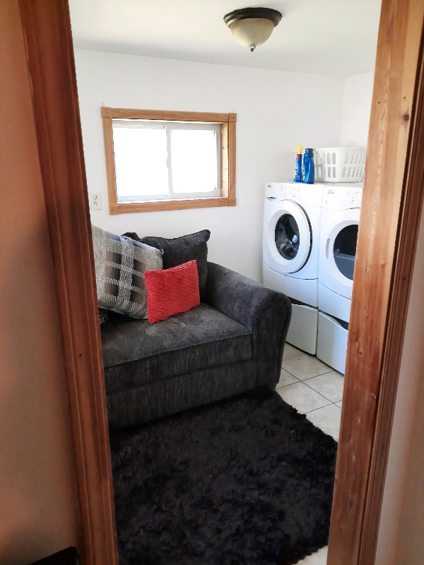 Building Photo - 13 Elmwood Ave