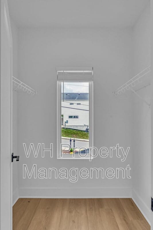 Building Photo - 3820 Tigerbelle Dr