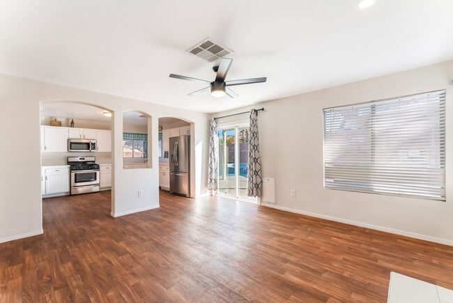 Building Photo - Stylish Pool Home with Open Living Spaces and Inviting Outdoor Retreat!