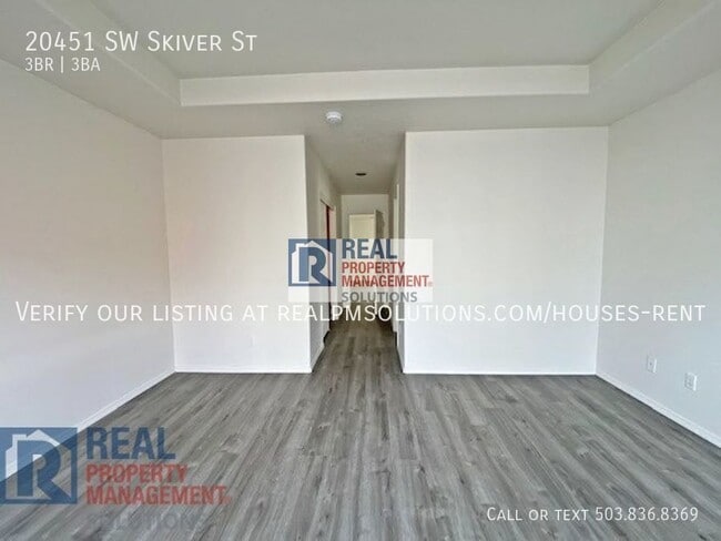 Building Photo - 20451 SW Skiver St