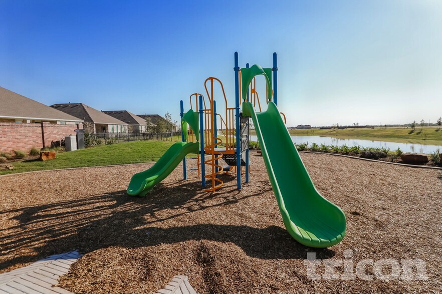 Building Photo - 3072 Dawn Sound Dr