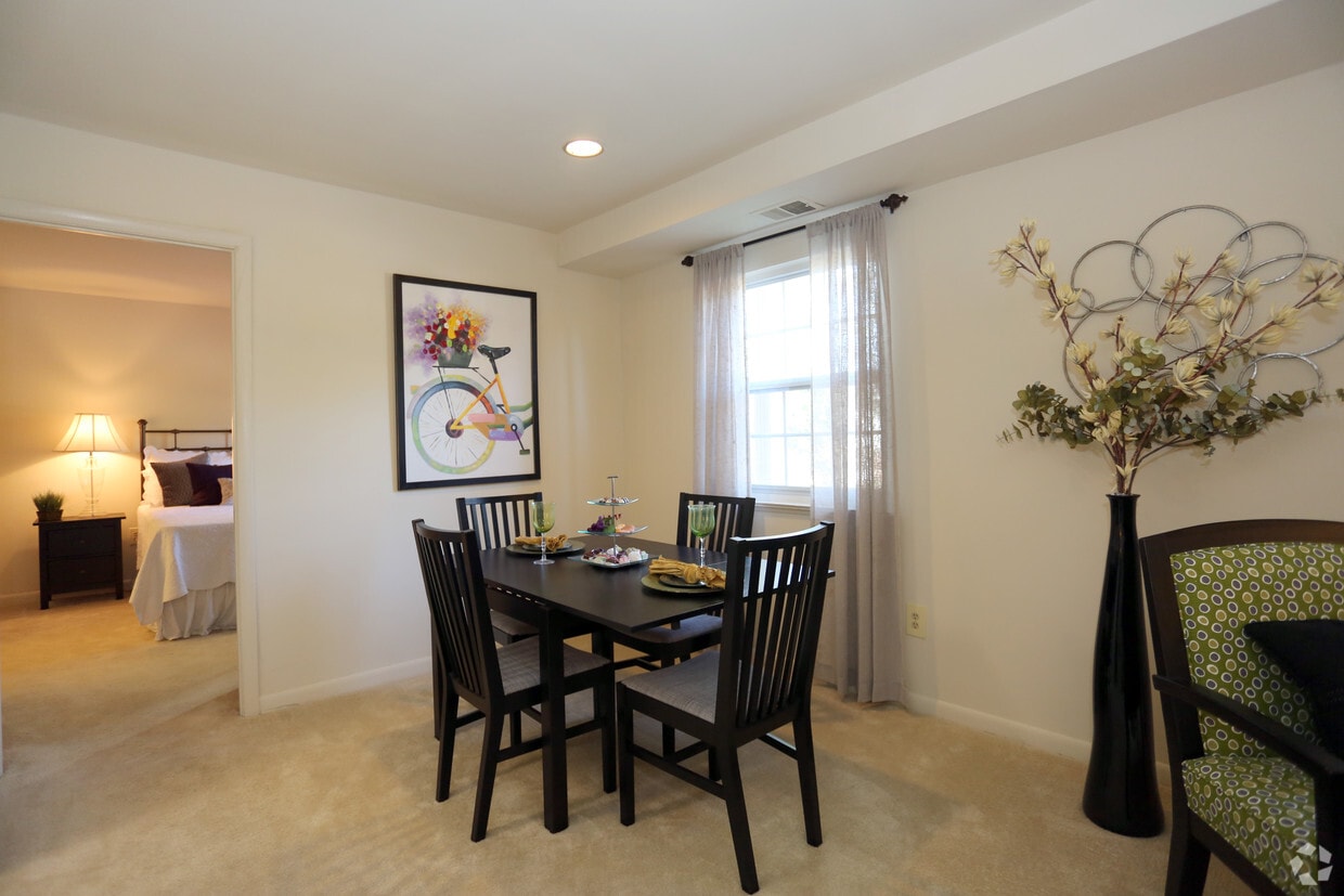 Kings Mill Apartments And Townhomes - Essex Md Apartment Finder