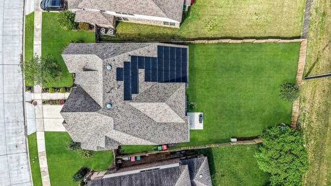 Building Photo - 2610 Orleans Way