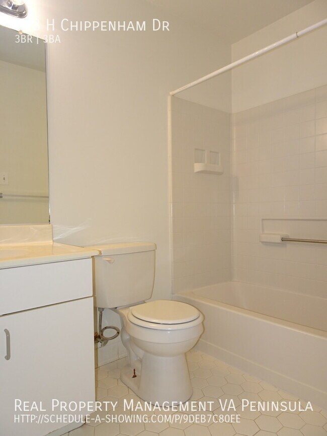 Building Photo - 118H Chippenham Dr