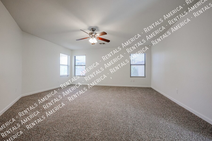 Building Photo - 6671 S Danielson Way