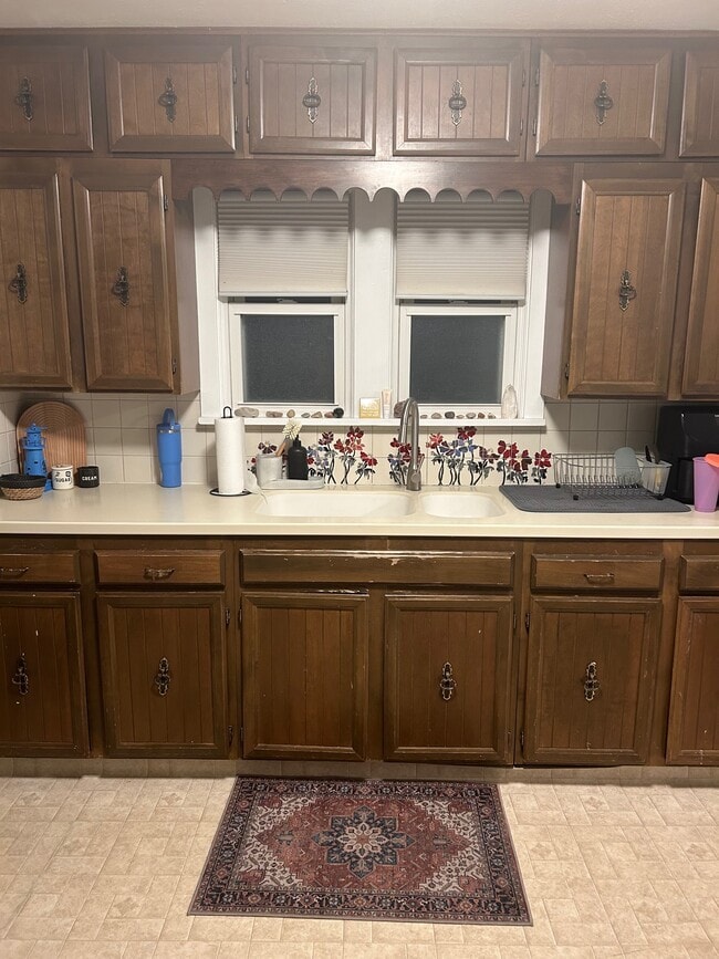 Building Photo - 213 S 100 W