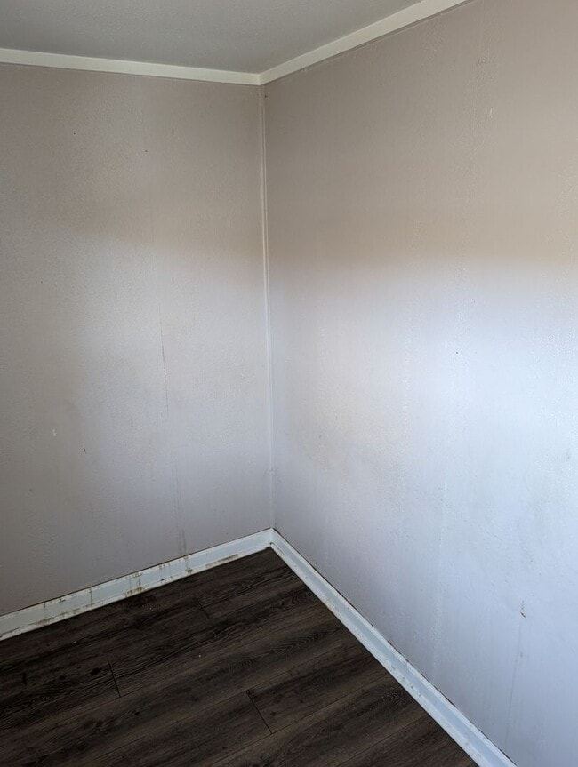 Building Photo - Cute and spacious home for rent.