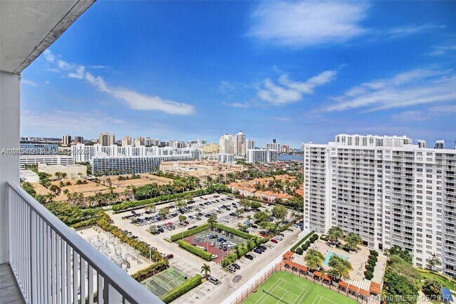 Building Photo - 2801 NE 183rd St