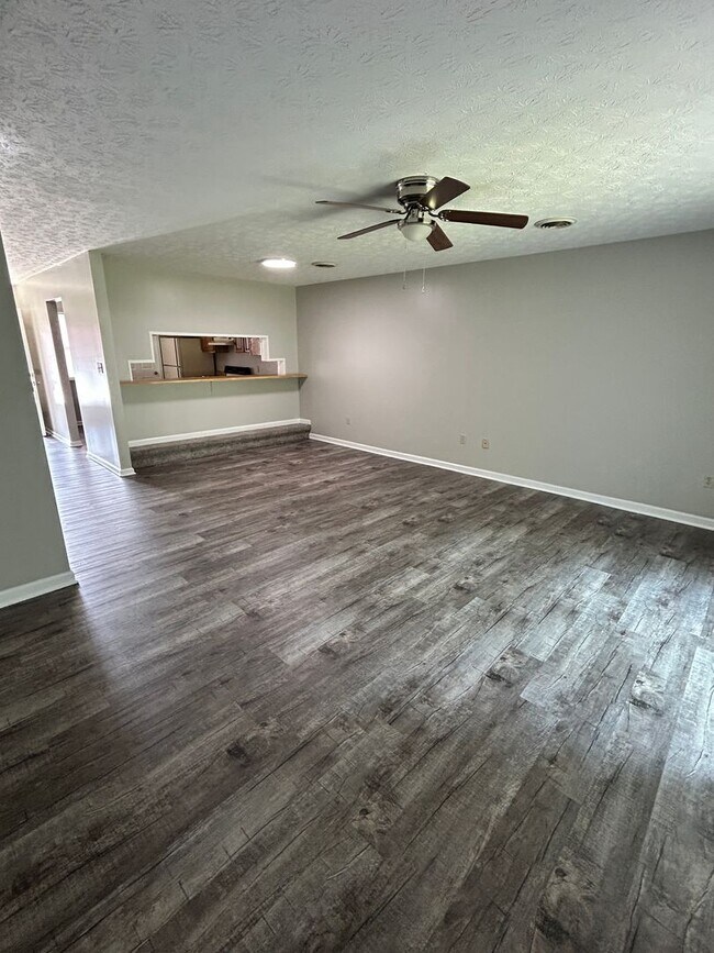 Building Photo - 1524 Pearl Ave