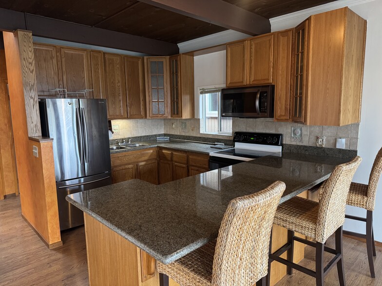 Building Photo - 149 Sierra Point Rd