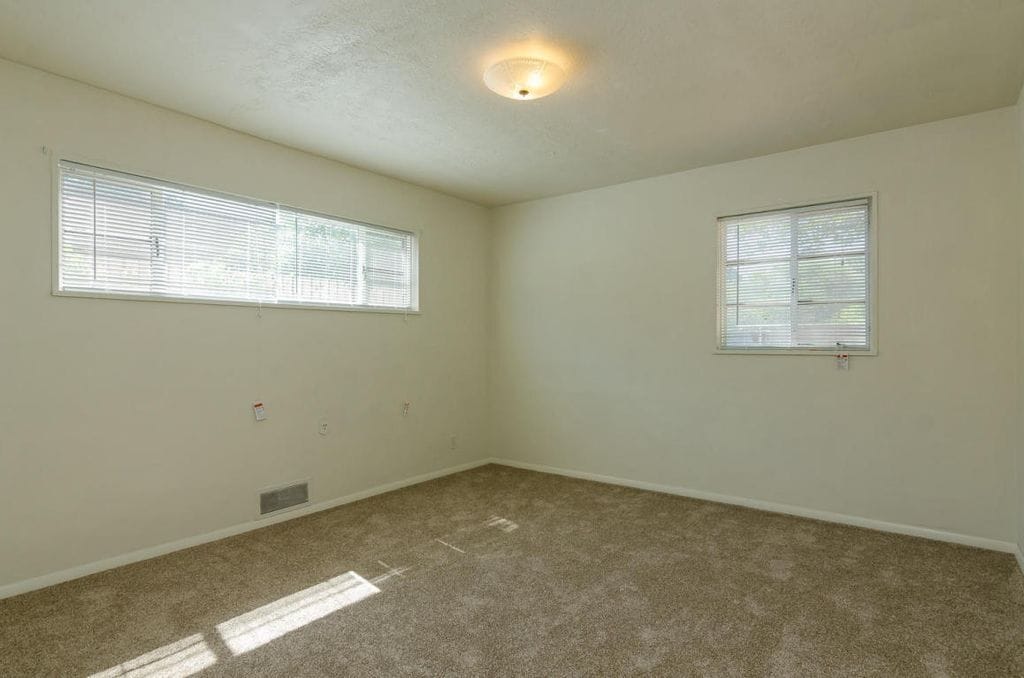 Building Photo - 3600 Calle del Sol NE