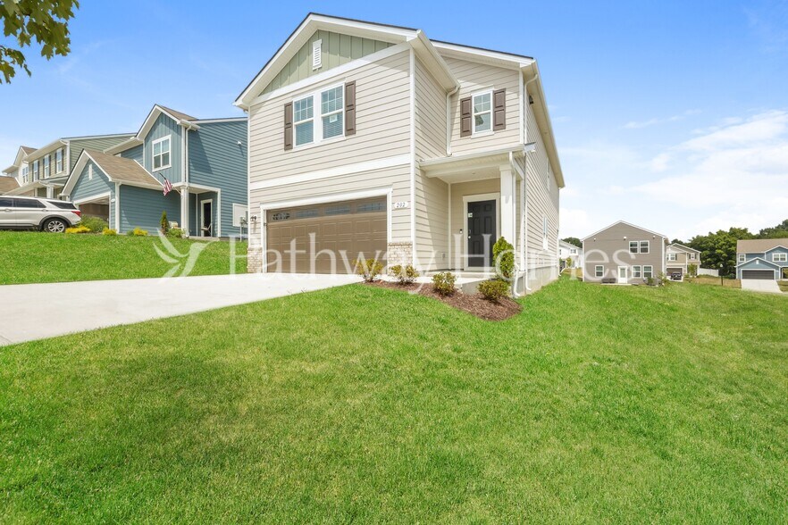 Building Photo - 202 Wild Daisy Wy