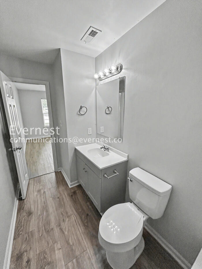 Building Photo - 1439 Clooney Ln