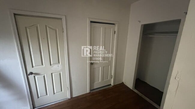 Building Photo - 170 E Claremont-