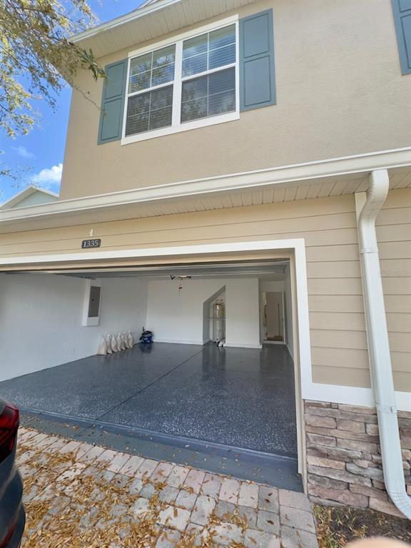 Building Photo - 1335 Priory Cir