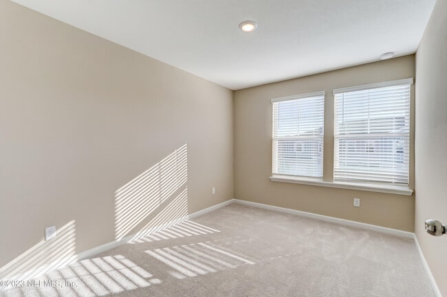 Building Photo - 2607 Sandy Dune Dr