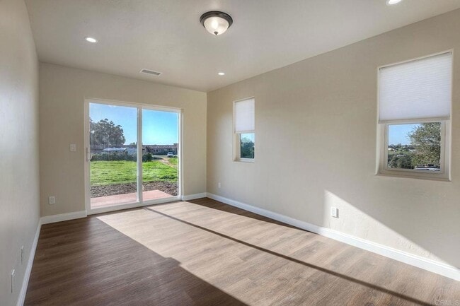 Building Photo - 29433 Cole Grade Rd