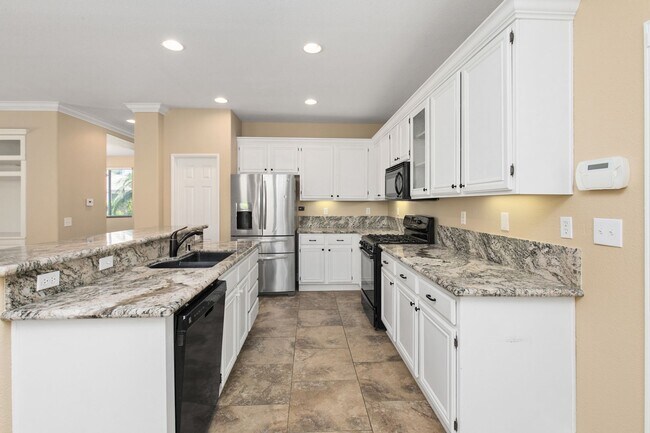 Building Photo - Paseo Del Sol, 5 br/3 ba House, 2-Story, 3 car gar, yard, corner house, gardener, granite, hardwo...