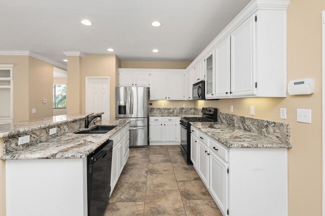 Building Photo - Paseo Del Sol, 5 br/3 ba House, 2-Story, 3 car gar, yard, corner lot, gardener, granite, hardwood...