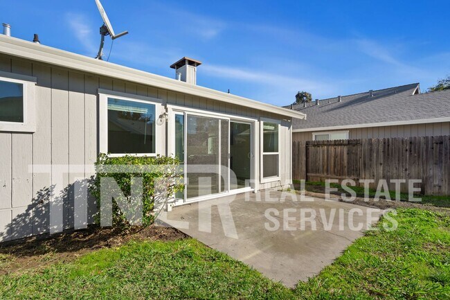 Building Photo - 6612 Posten Way