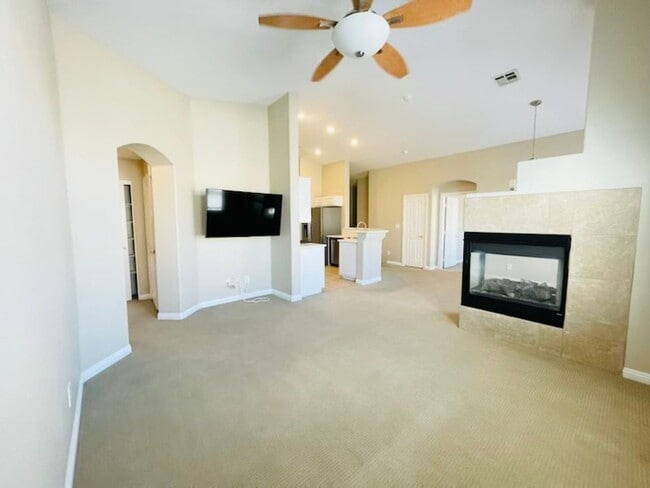 Building Photo - Tom Noon Condo