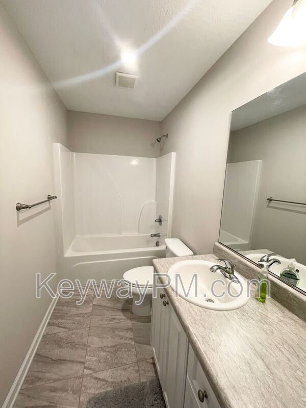 Building Photo - 1206 Cobblefield Dr