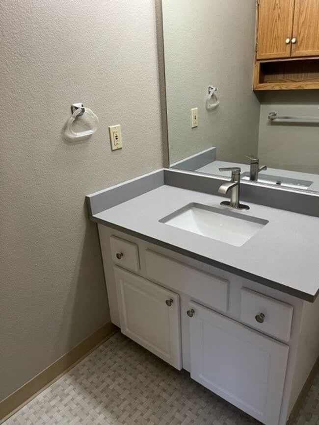 Interior Photo - Johnson Place Townhouse