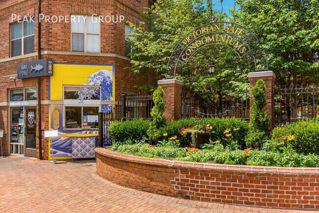 Building Photo - 26 E 2nd Ave