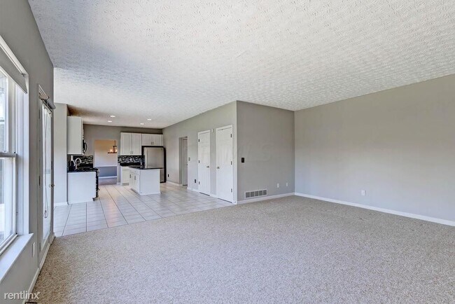 Building Photo - 4 br, 4 bath House - 6704 Wisteria Cir