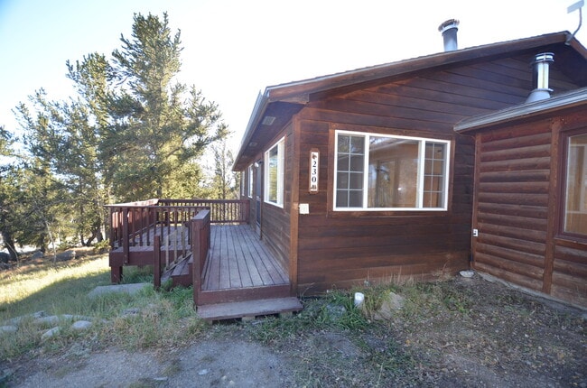 Building Photo - Fairplay home available 11/1/25- large fen...