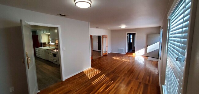 Building Photo - Immaculate renovated Mid Century with all ...