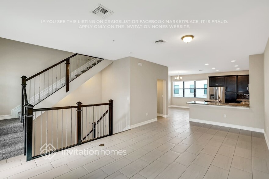 Building Photo - 11705 SW 13th Ct