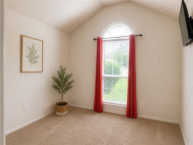 Building Photo - 208 Orchard Trail