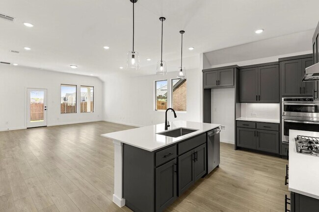 Building Photo - 4303 Crossvine Ln
