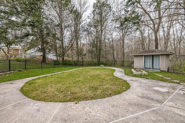 Building Photo - 141 Gurleyville Rd