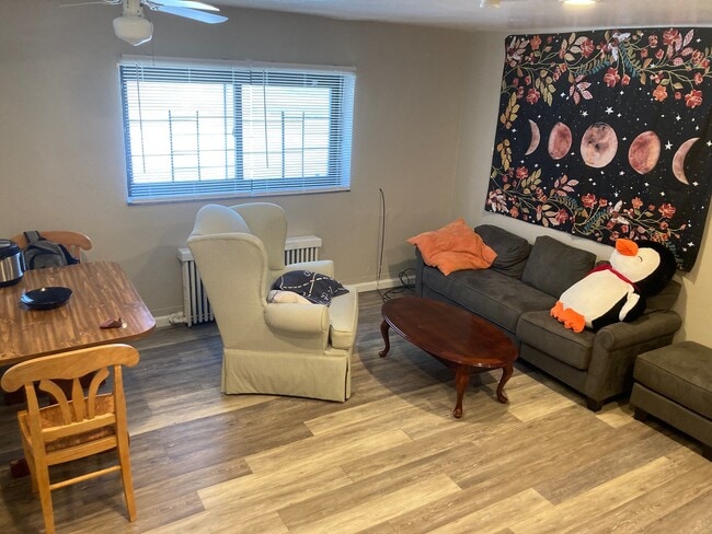 Building Photo - 4909 Centre Ave