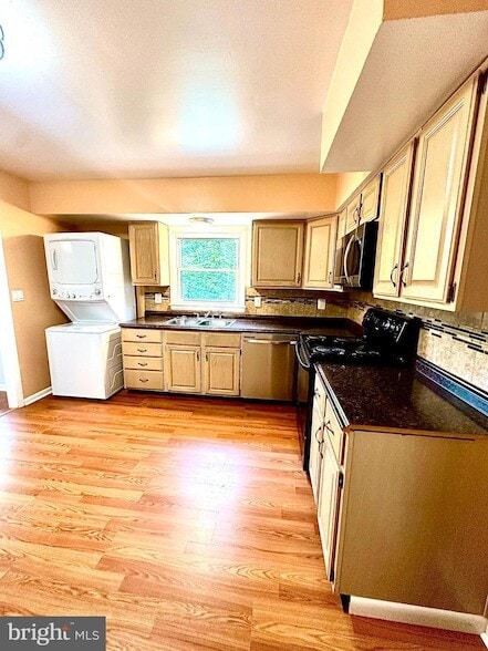 Building Photo - 3535 Duke St