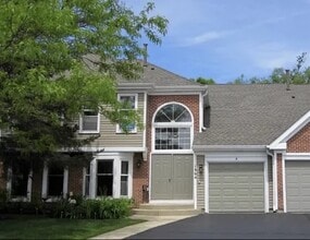 Building Photo - 1864 Fox Run Dr