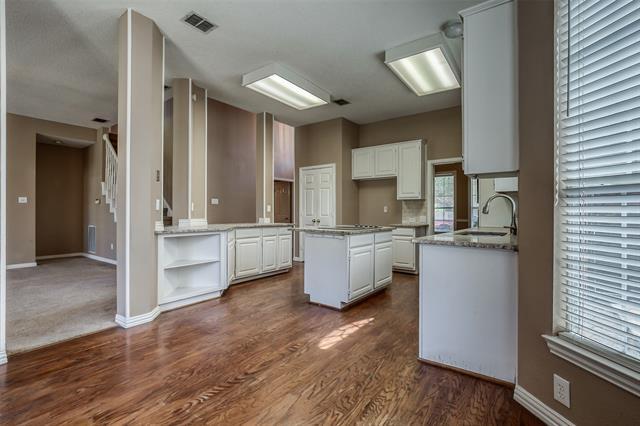 Building Photo - 5717 Belle Chasse Ln