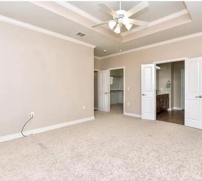 Building Photo - 921 Apache Mountain Ln